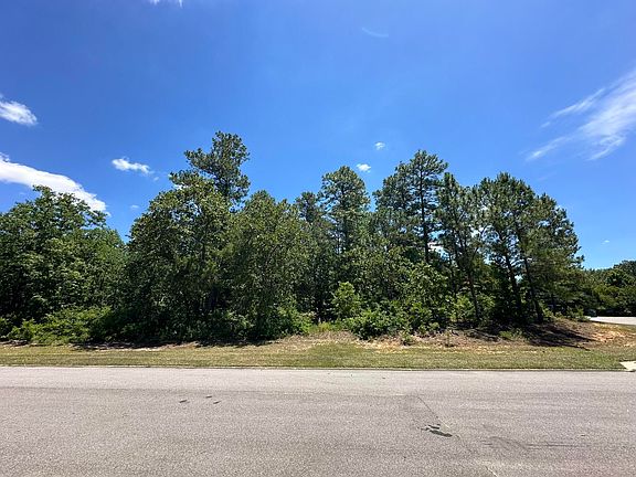 2nd image of 472 Spalding Lake Circle