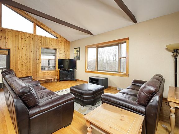 4th image of 147 Shadynook Dr