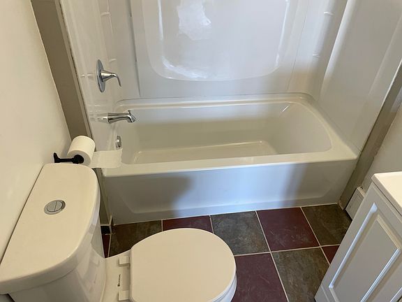 4th image of 2208 E 29th St APT 2