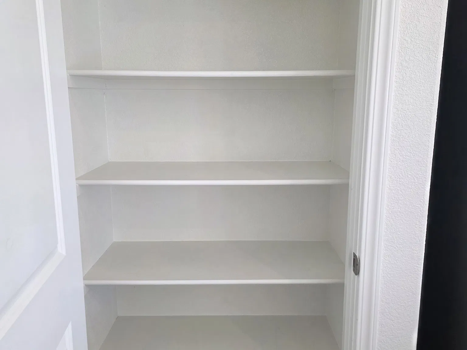 4 bed, 1797 sqft, $3,000 — Photo 2