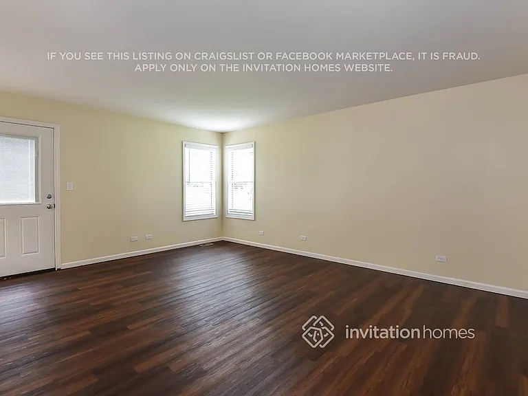 2499 Deerfield Dr — Photo 4