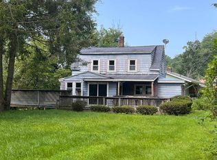 15 Bank Ave, Claremont, NH 03743