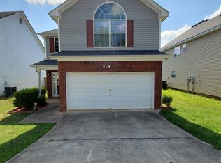 2436 Wood Bend Ln, Riverdale, GA 30296