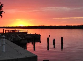 1285 N Crystal Beach Rd, Crystal Beach, TX 77650