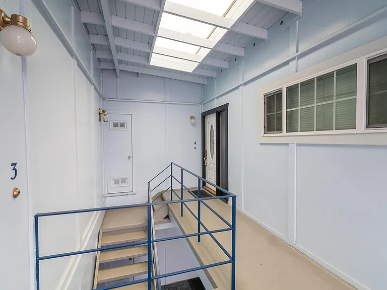 3335 Los Prados St #4 — Photo 3