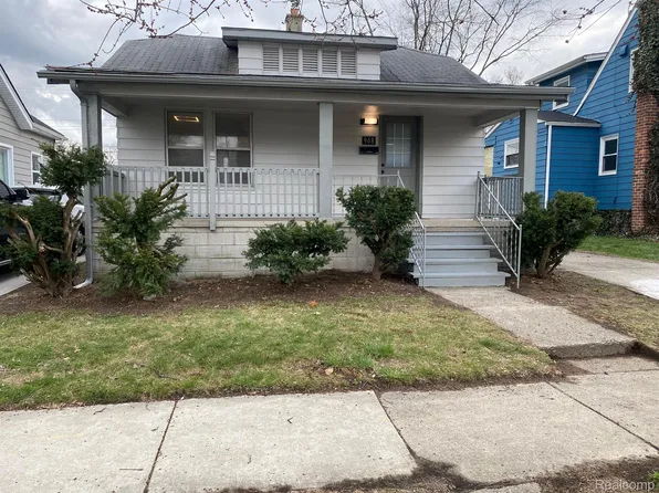 968 E Coy Ave, Hazel Park, MI 48030