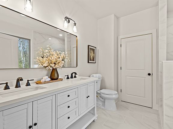 5th image of 13733 Hosmer Rd