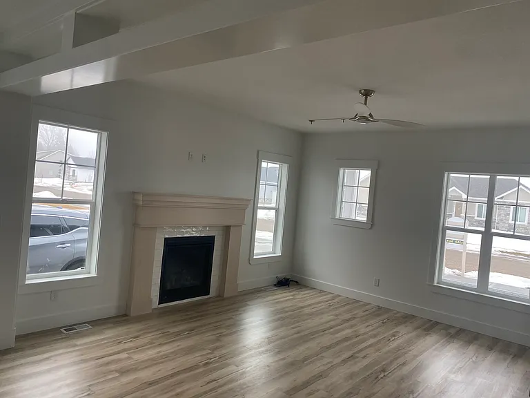 744 Wilshire Pl — Photo 2