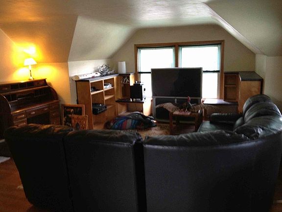 5th image of 10423 W Garfield Ave