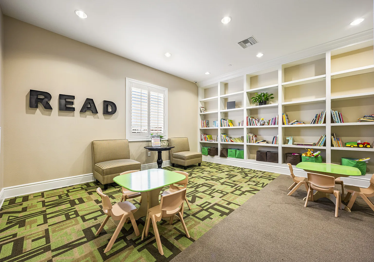 4BE3BA Home | Community Pool + Jacuzzi | Ideal for Extended Stay — Photo 3
