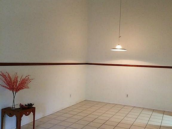 4th image of 9425 Pagewood Ln