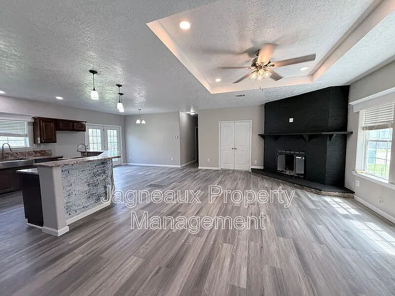 816 Shady Ln — Photo 22