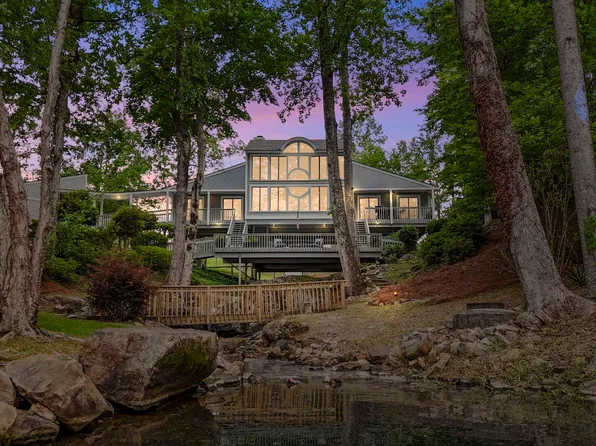 2354 Gwendale Dr E, Lizella, GA 31052