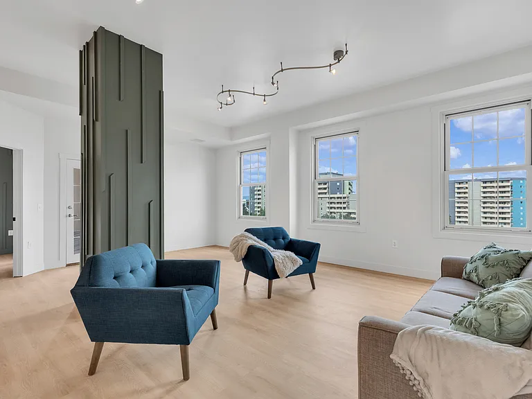 475 W 12th Ave #6B — Photo 7
