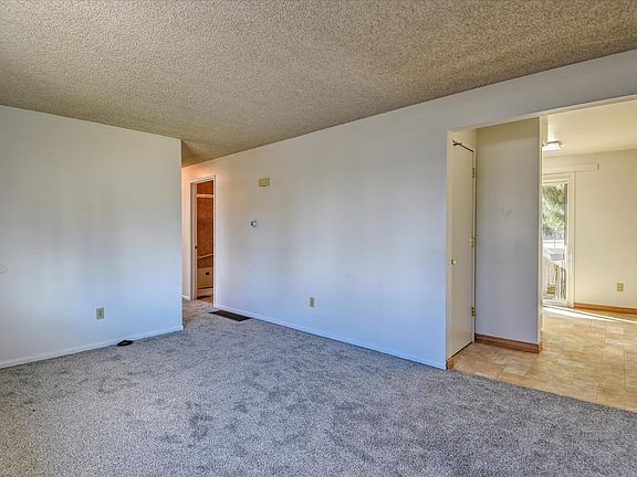 5th image of 619 N Prentis St