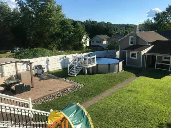 619 S Valley Ave, Olyphant, PA 18447