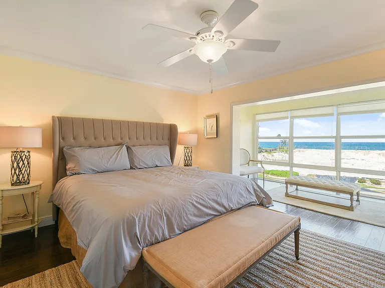 325 Beach Rd #301 — Photo 32