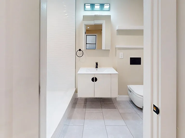 31 India St #203 — Photo 4