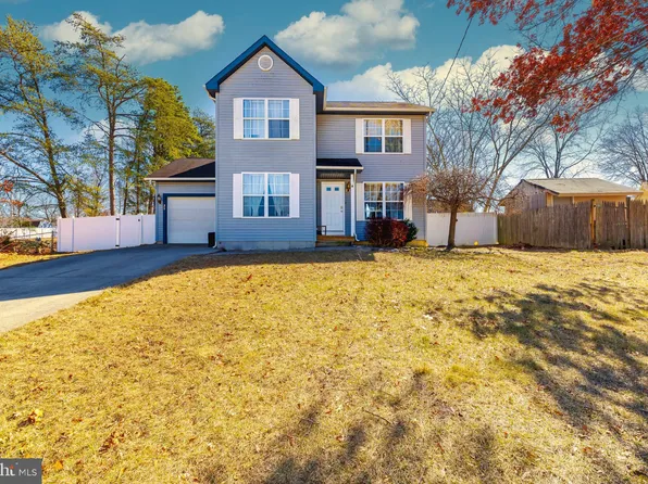 29 Essex Ave, Erial, NJ 08081