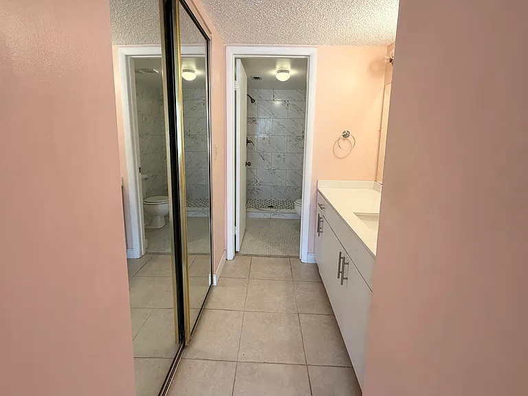 9977 Westview Dr #111 — Photo 17