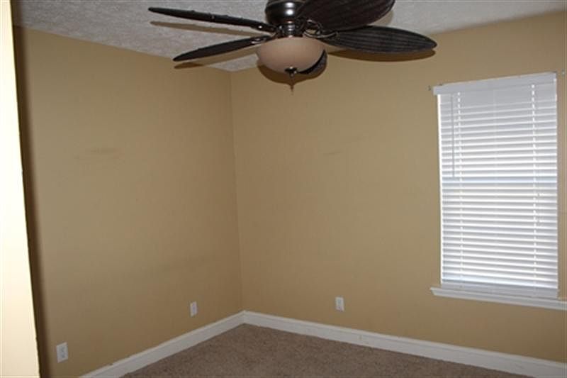 2nd image of 2201 Gordon Ave