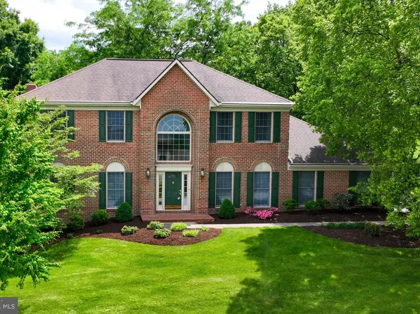 3521 Thunderhill Rd, York, PA 17402