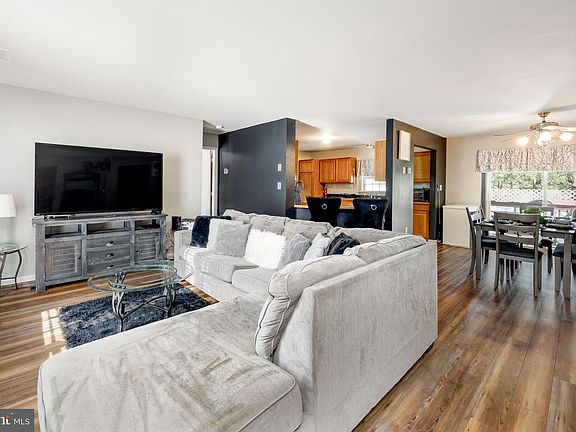 2nd image of 3701 Lauren Ct