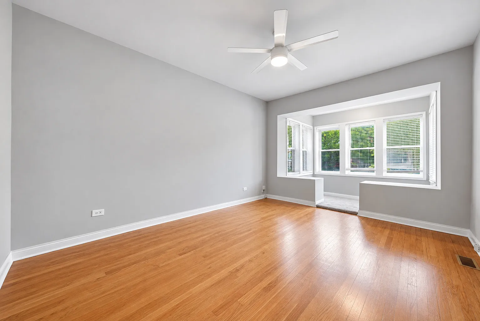 3 bed, $2,600 — Photo 4
