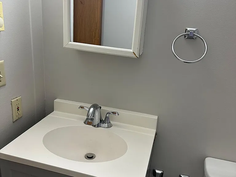 1510 Hawk Cir #A — Photo 15