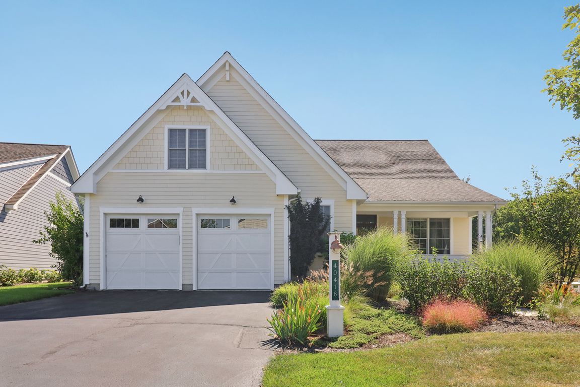N South Newport Dr-S2908-001.jpg