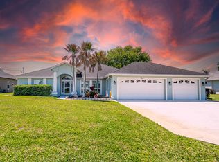 5754 NW Jigsaw Lane, Port St Lucie, FL 34986