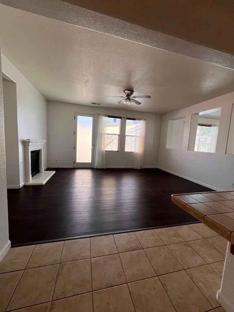 Available right away! 5 Bedrooms and 4 full Bathrooms — Photo 4