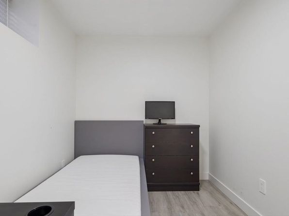 2 bedroom rental in Vancouver — photo 22