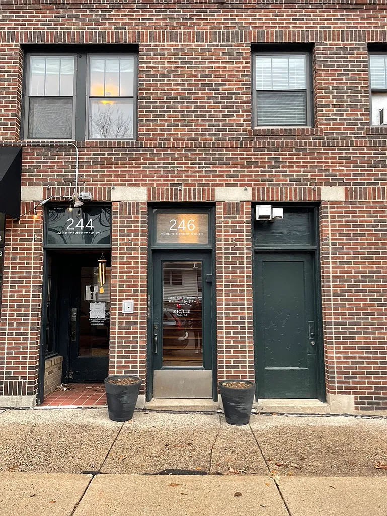 1 bed, 1000 sqft, $1,400 — Photo 2