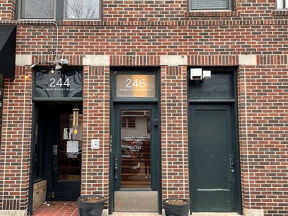 2nd image of 246 Albert St S APT 3