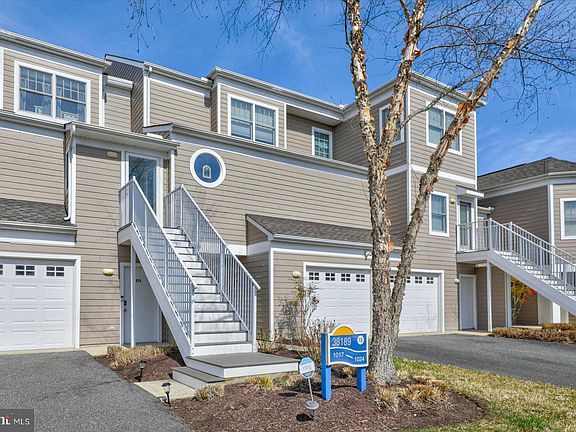 2nd image of 38189 Lake Dr APT 1020