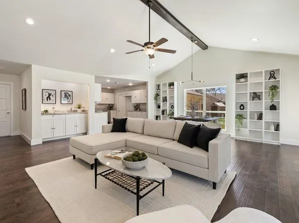 60 Augusta Dr, Wimberley, TX 78676