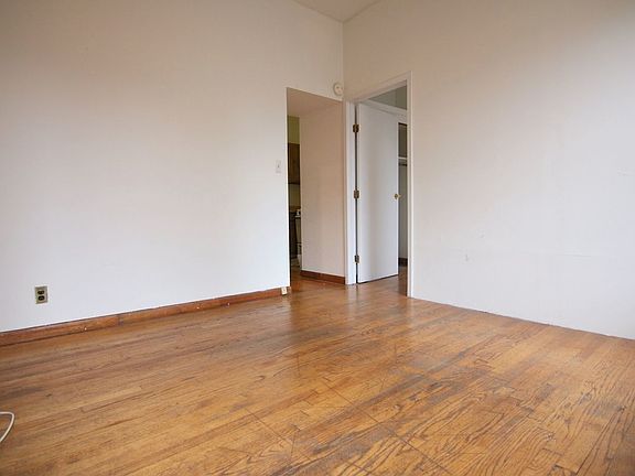 3rd image of 349 Amsterdam Ave APT 3R