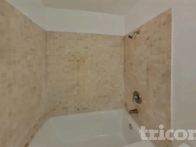 6237 W Marconi Ave — Photo 10