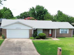 2001 High Meadow Dr, Duncan, OK 73533