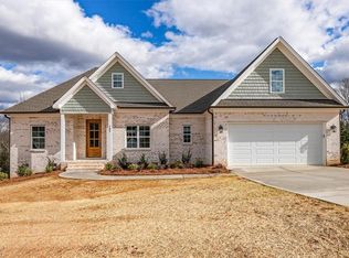 157 Providence Trl, Madison, NC 27025