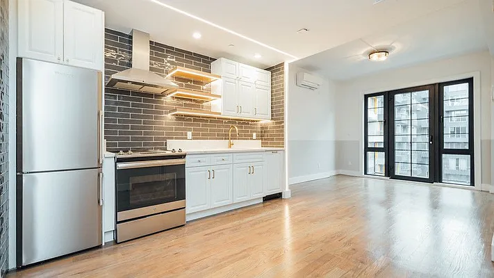 Rented by Nooklyn NYC LLC | media 58