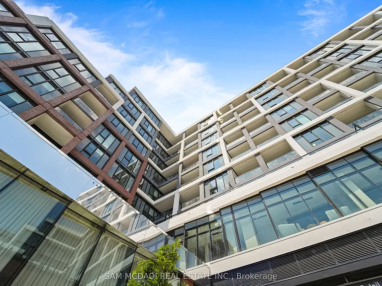 858 Dupont St #304 — Photo 33