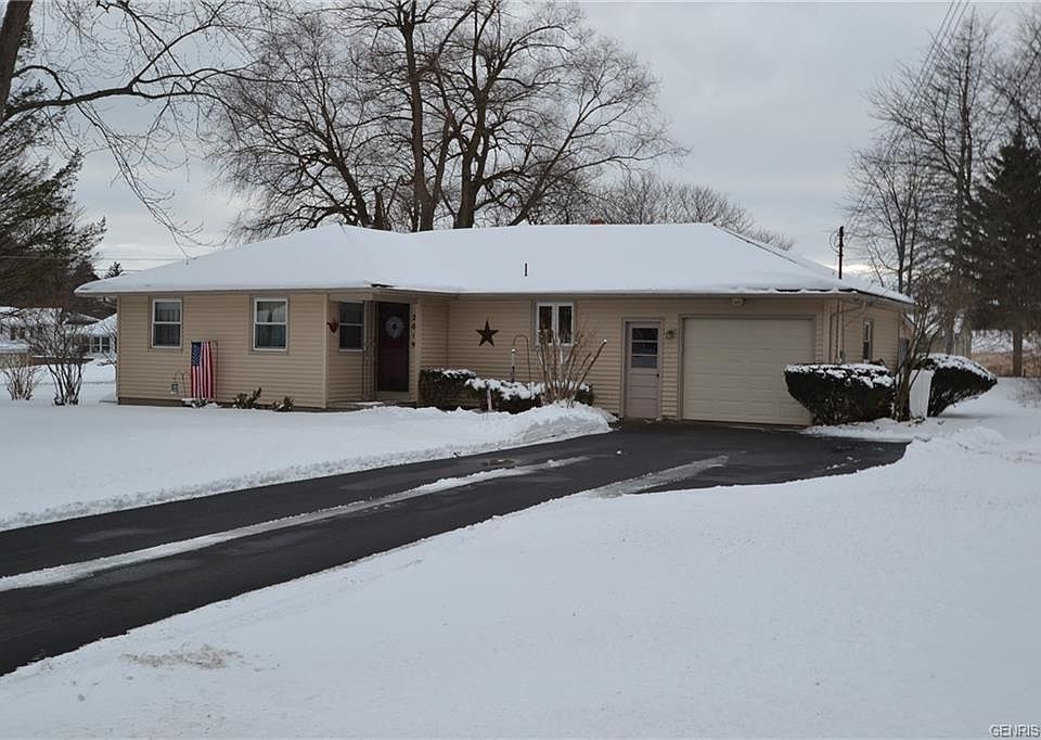 1st image of 2019 Meadow Dr