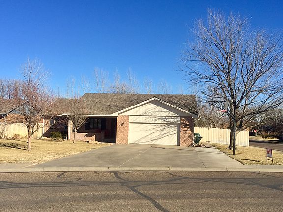 2nd image of 2421 S Holly Dr