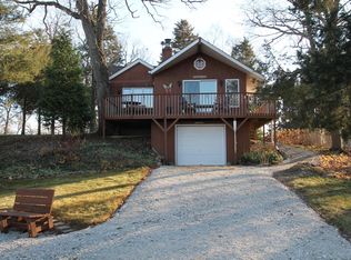 33605 S Lakeshore Dr, Burlington, WI