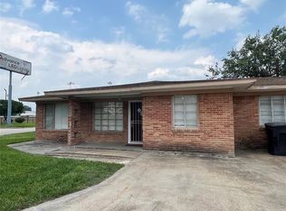 1 Talisman Ct, Houston, TX 77076