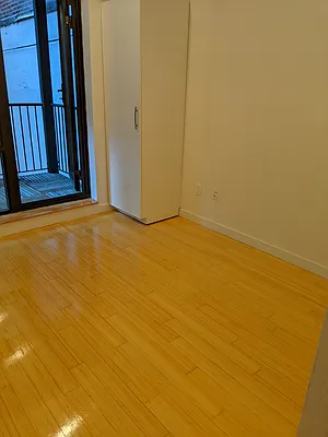 Rented by Loisaida Realty | media 7