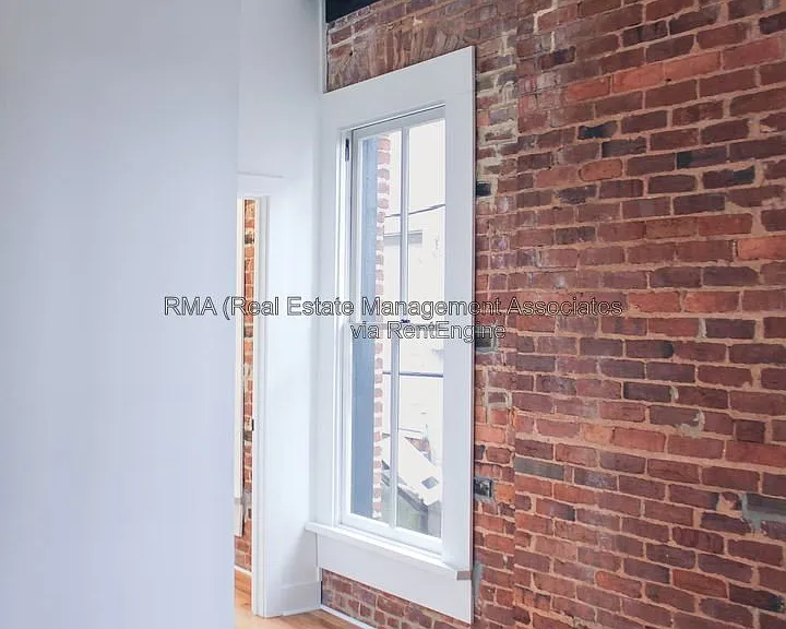 4 Zebulon St #2C — Photo 8