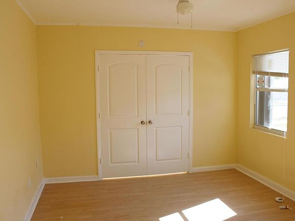 3rd image of 735 43rd St